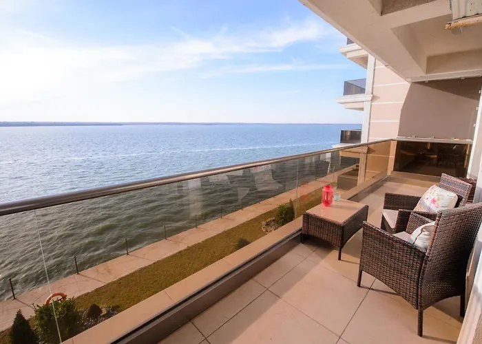 Lake Apartments Solid Mamaia