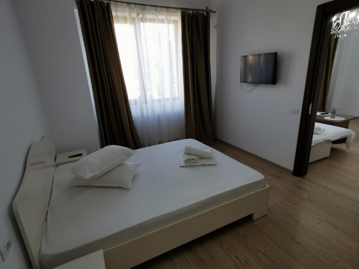 Apartment Lake Solid Mamaia